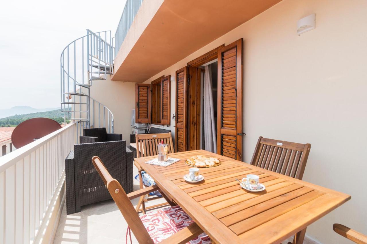 Ferienwohnung Uncle Leonard'S House Cala Gonone Exterior foto